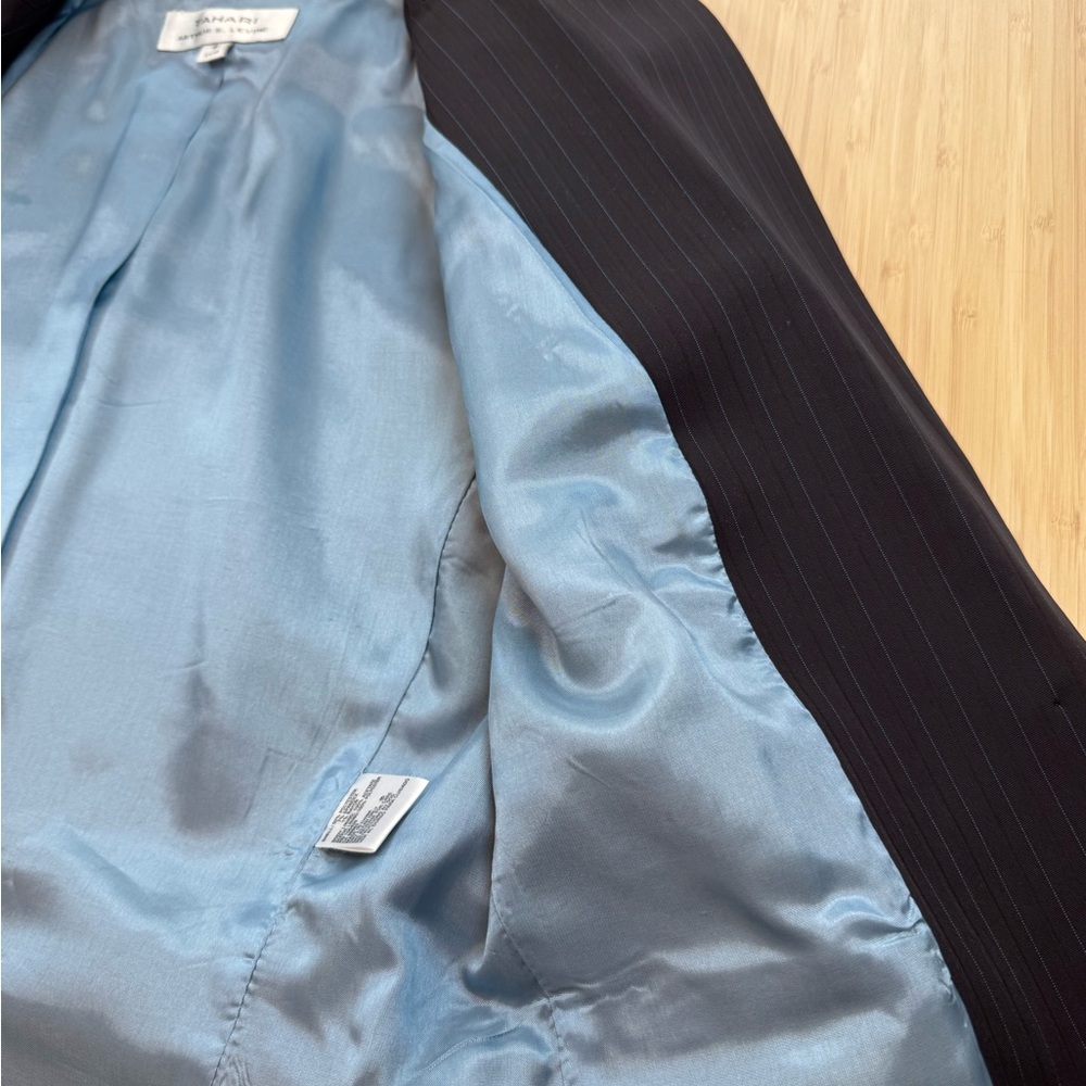 Tahari ASL Dark Gray with Blue Pinstripe Single-Button Blazer and Lt Blue Lining - Picture 6 of 10